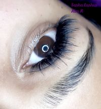 wispy lashes